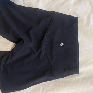 NWOT Lululemon Black 4” biker shorts